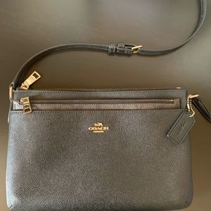 Coach crossbody purse, black & brown w/ gold hw